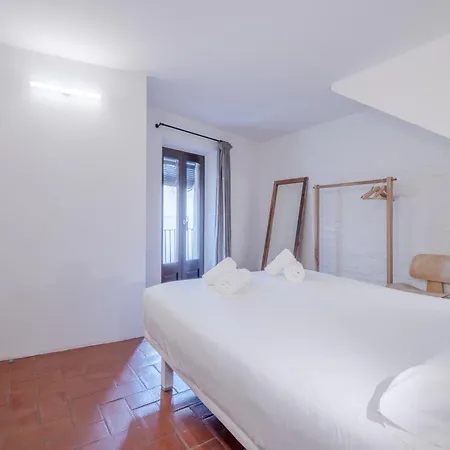 Flateli Santa Clara 31 Gerona