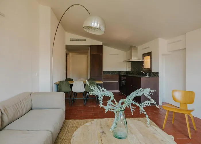 Flateli Santa Clara 31 Girona